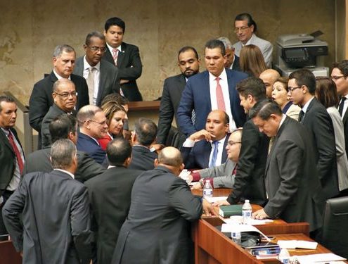 iniciativa-legislativa-imprescriptibilidad-corrupcion-archivo_lprima20180418_0133_27